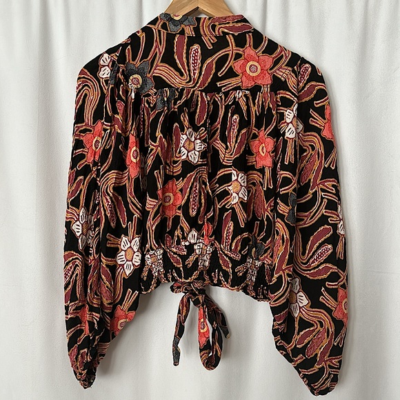 Christian Siriano Black Floral Long Sleeve Front Tie Shirt Top **Size M**🌸🌸 - Picture 2 of 4
